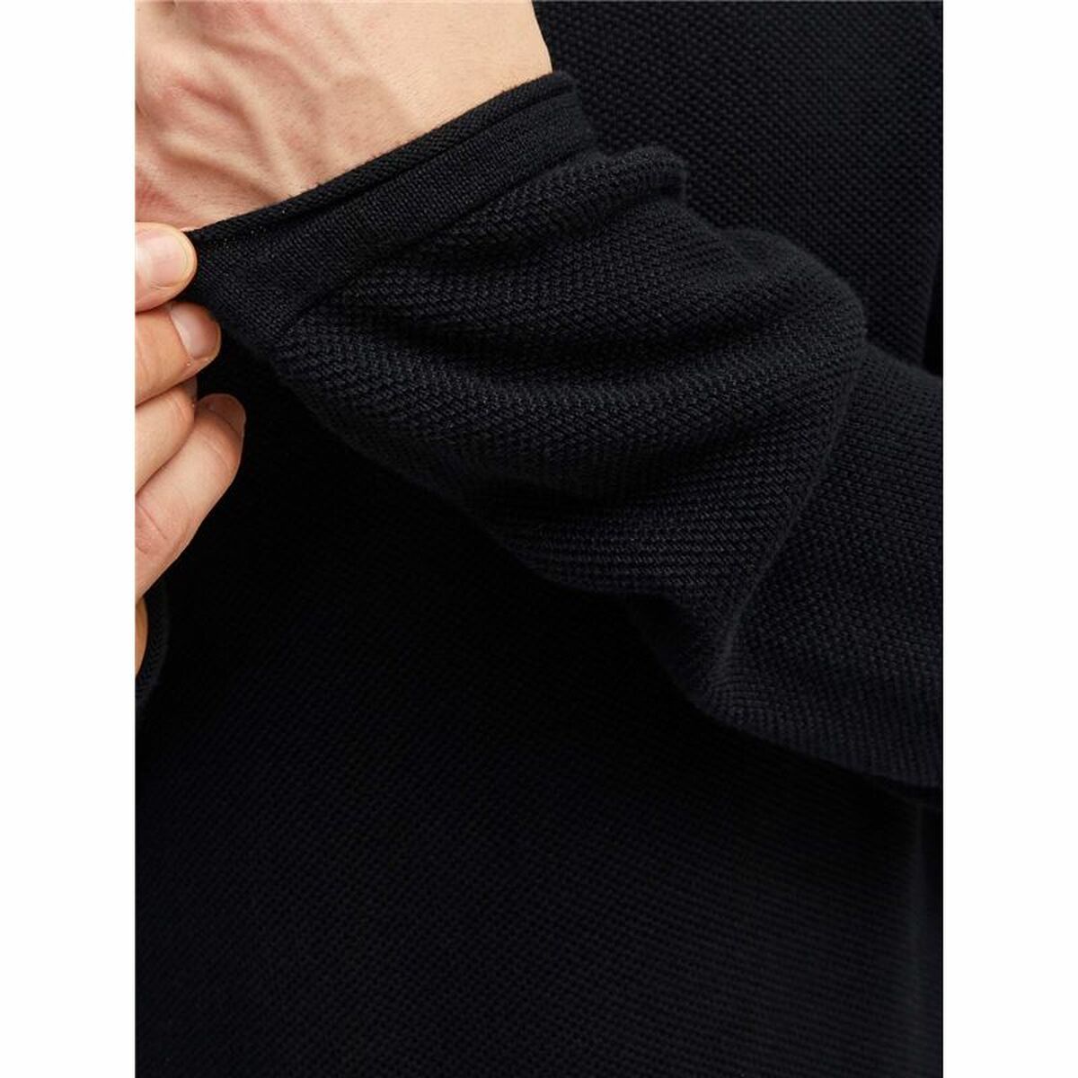 V4HB3EA3A8E16FC8321047E58B52C763FDDR6162120P4